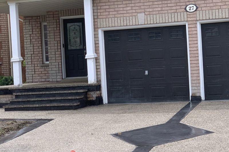 Interlock Driveway & Garage Apron
